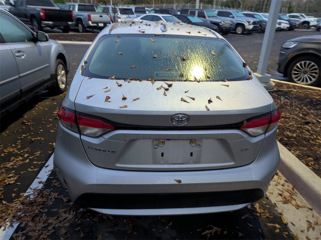 Used 2020 Toyota Corolla LE image 6