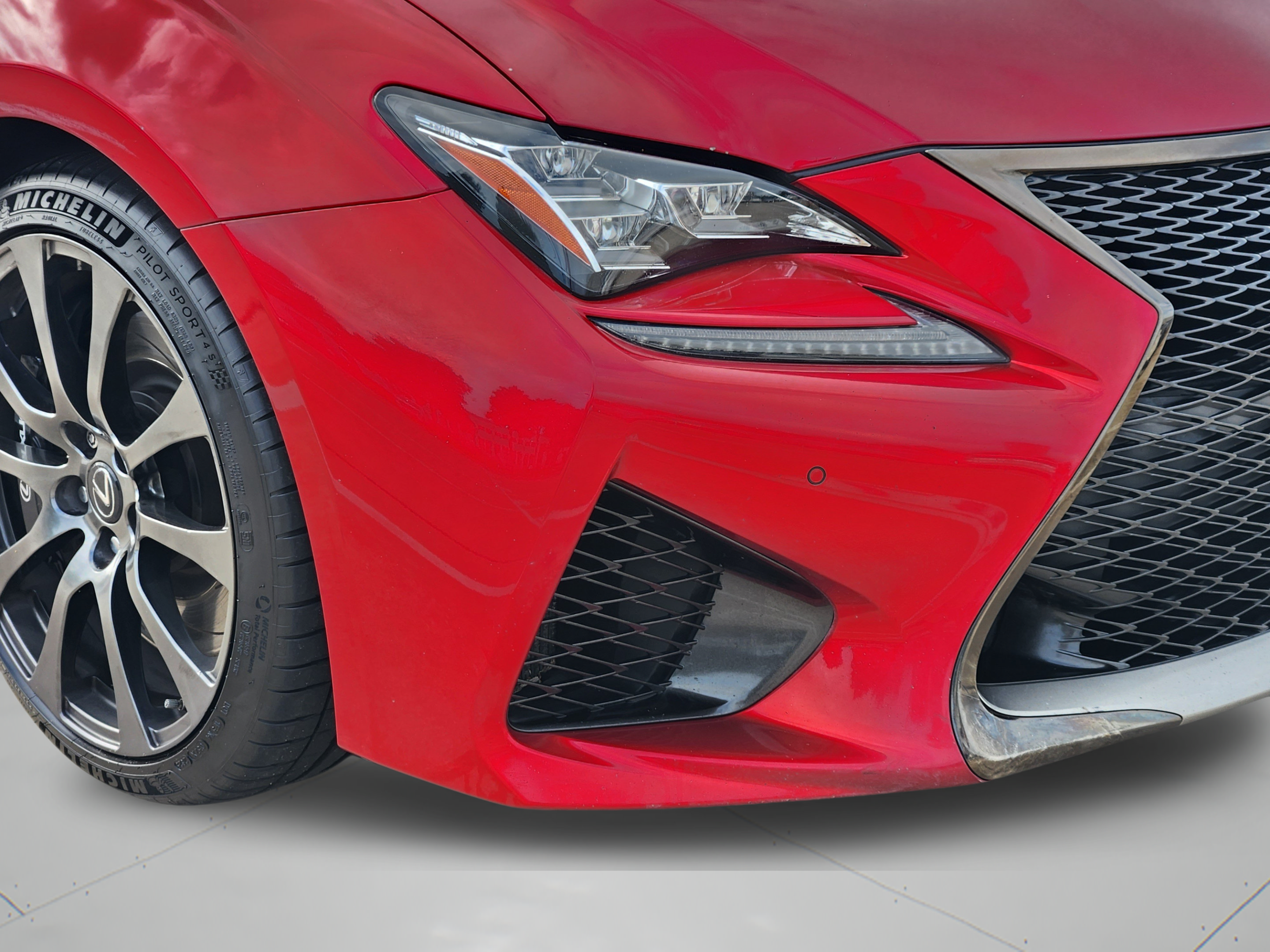 Used 2015 Lexus RC F w/ Premium Package RWD image 36