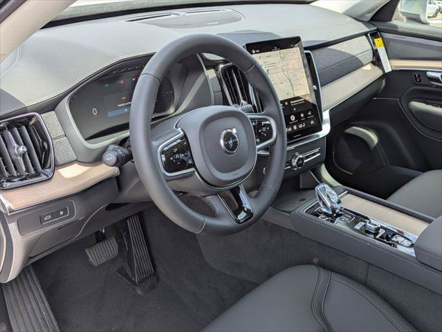 New 2026 Volvo XC90 T8 Plus w/ Protection Package AWD/4WD image 7