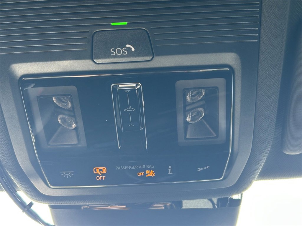 Used 2024 Volkswagen GTI SE image 20