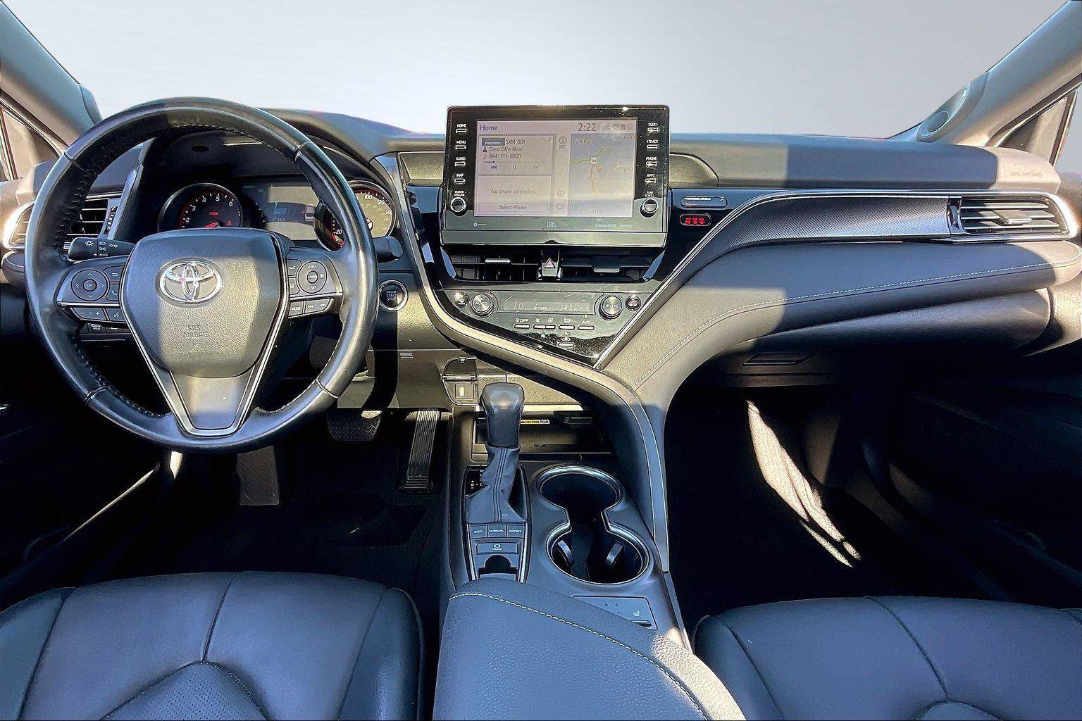Used 2022 Toyota Camry XSE image 16