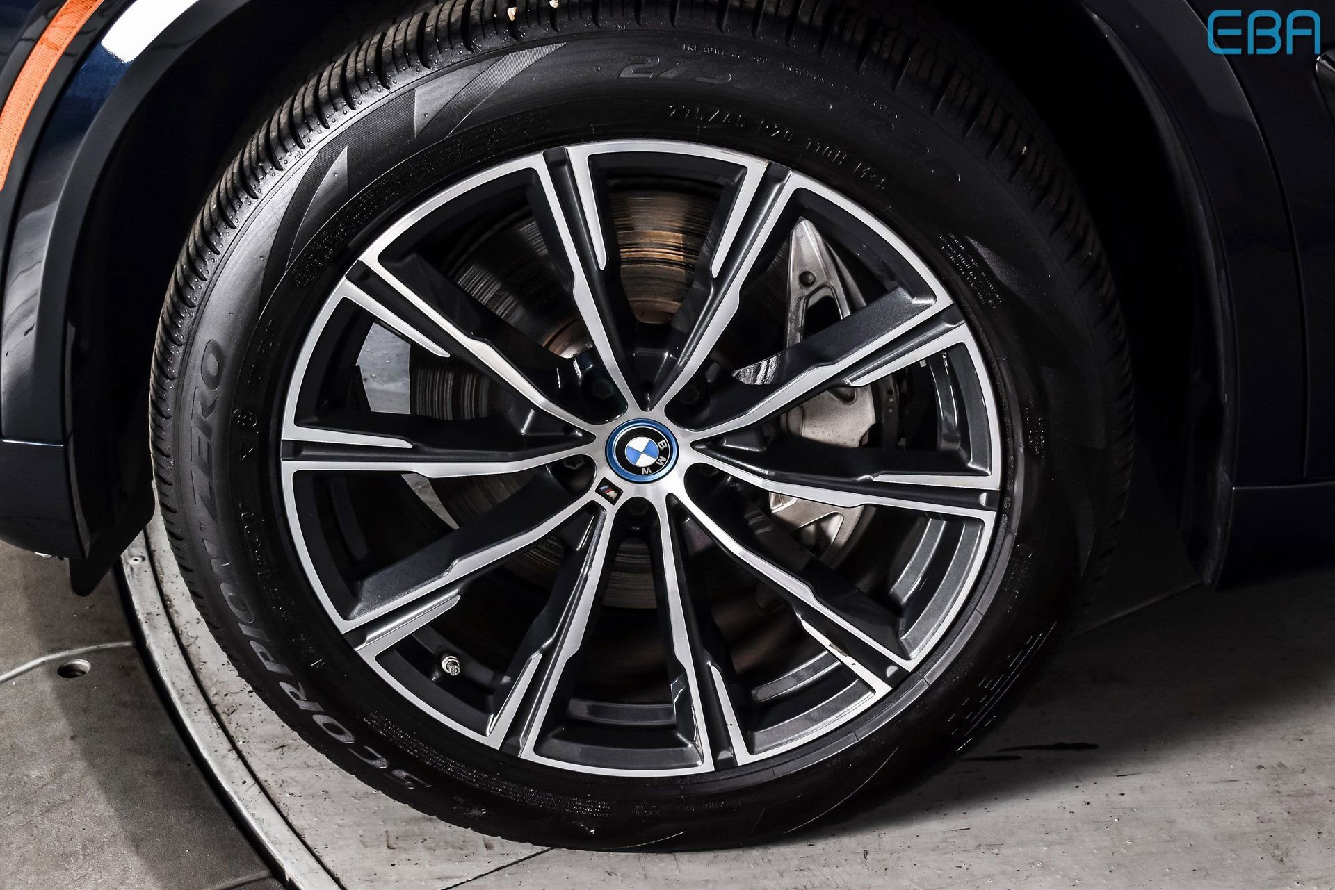Used 2025 BMW X5 xDrive50e w/ M Sport Package AWD/4WD image 10