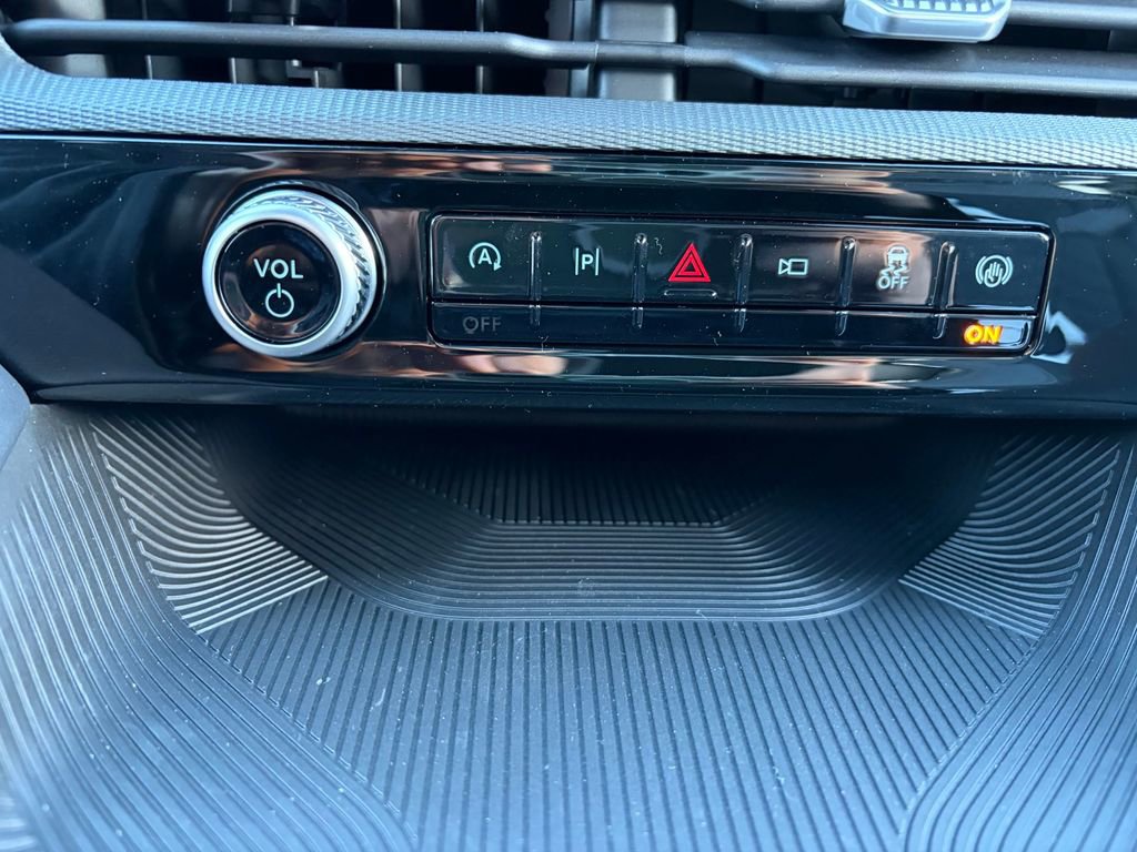 New 2026 Ford Explorer ST-Line w/ ST-Line Street Pack image 20