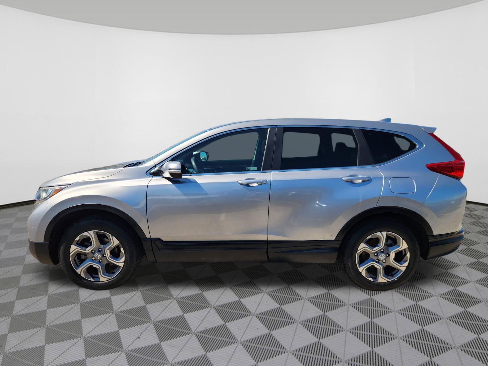 Used 2019 Honda CR-V EX image 5