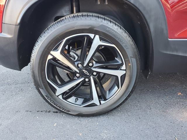 Certified 2023 Chevrolet TrailBlazer RS w/ Convenience Package AWD/4WD image 9