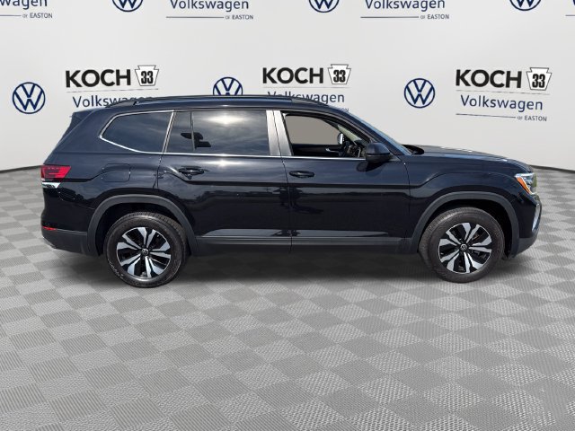 Used 2024 Volkswagen Atlas SE AWD/4WD image 9