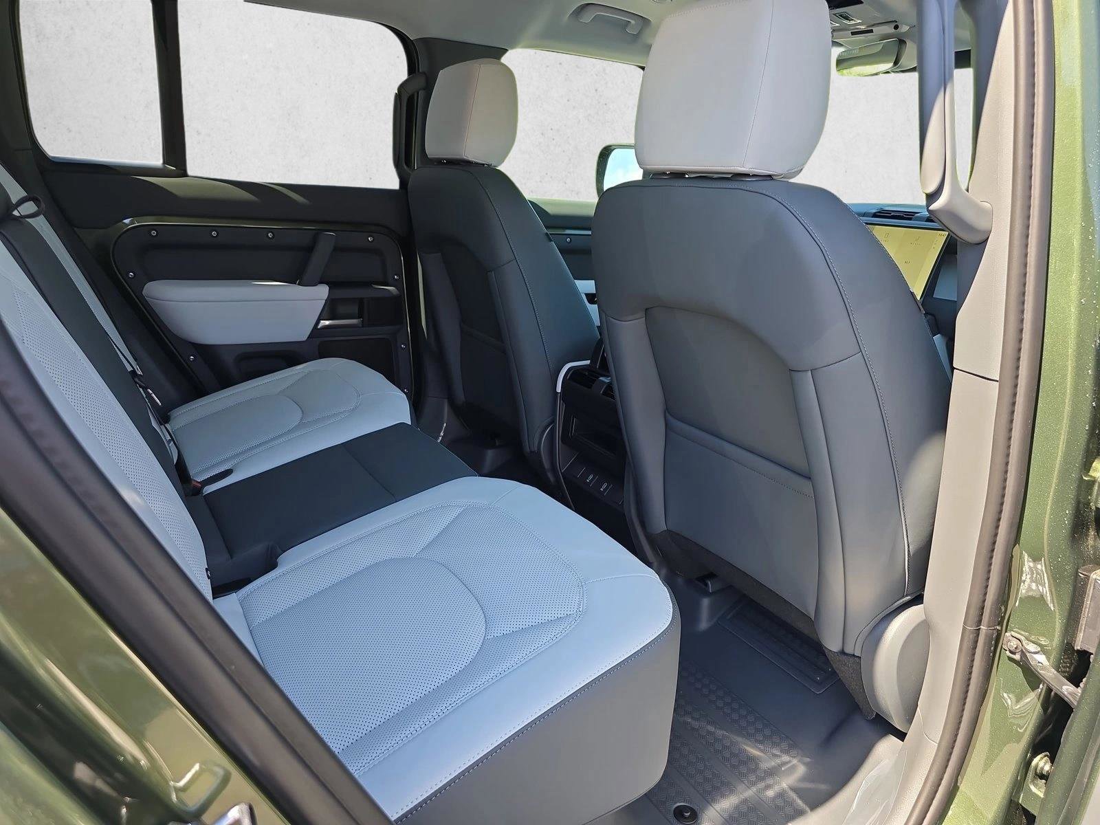 New 2026 Land Rover Defender 110 S AWD/4WD image 11