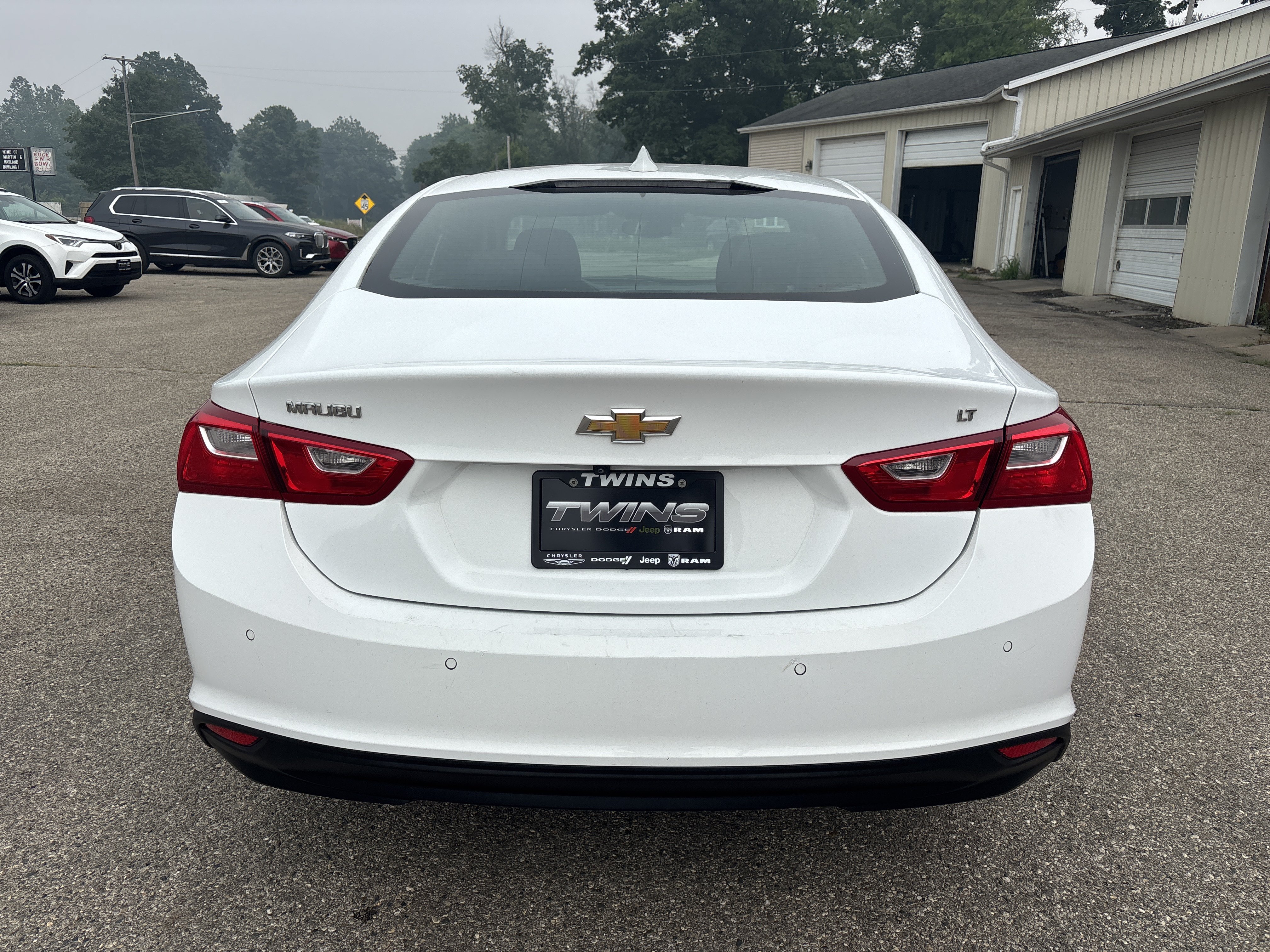Used 2024 Chevrolet Malibu LT FWD image 4