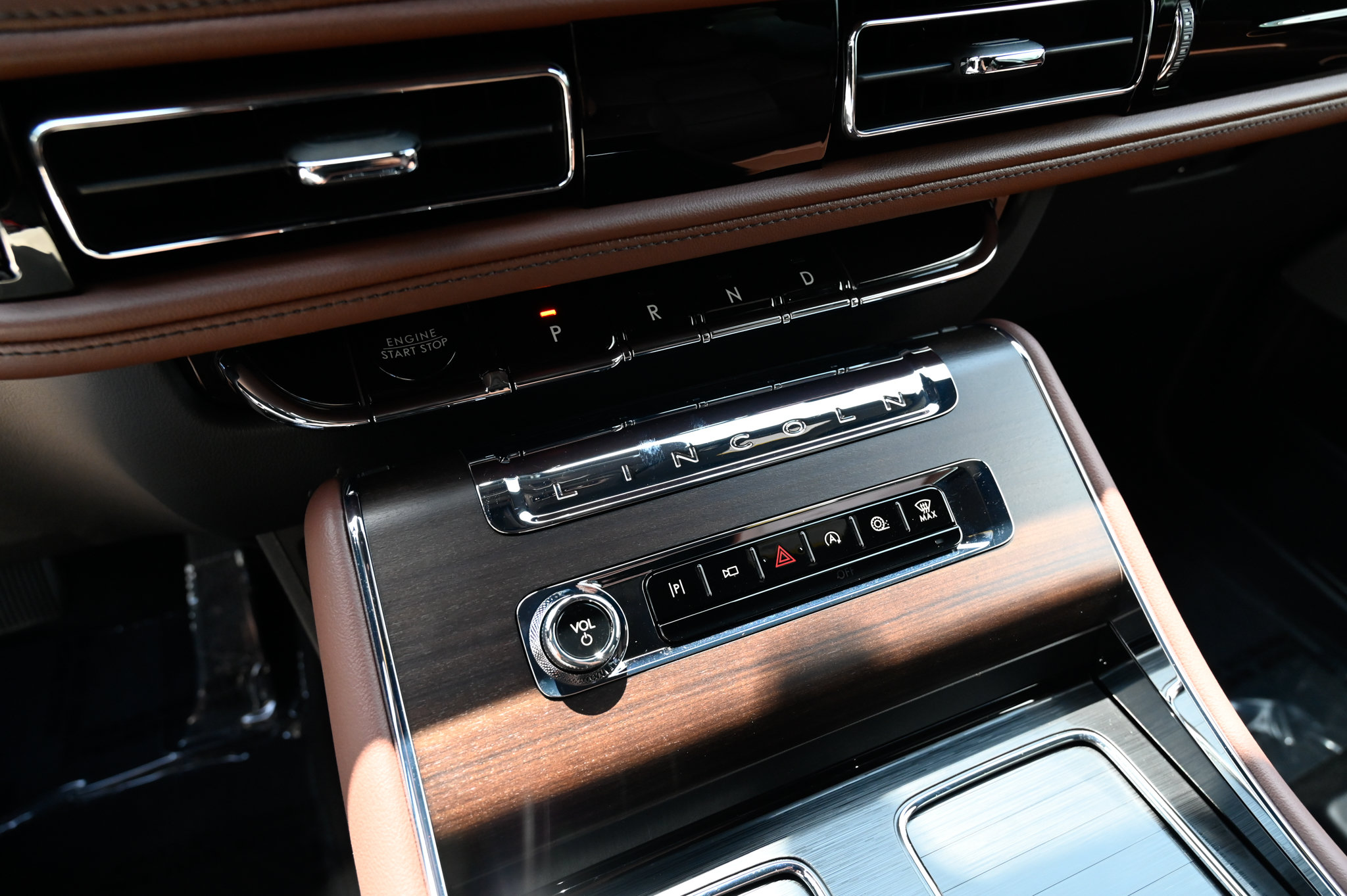 Used 2026 Lincoln Aviator Reserve AWD/4WD image 28