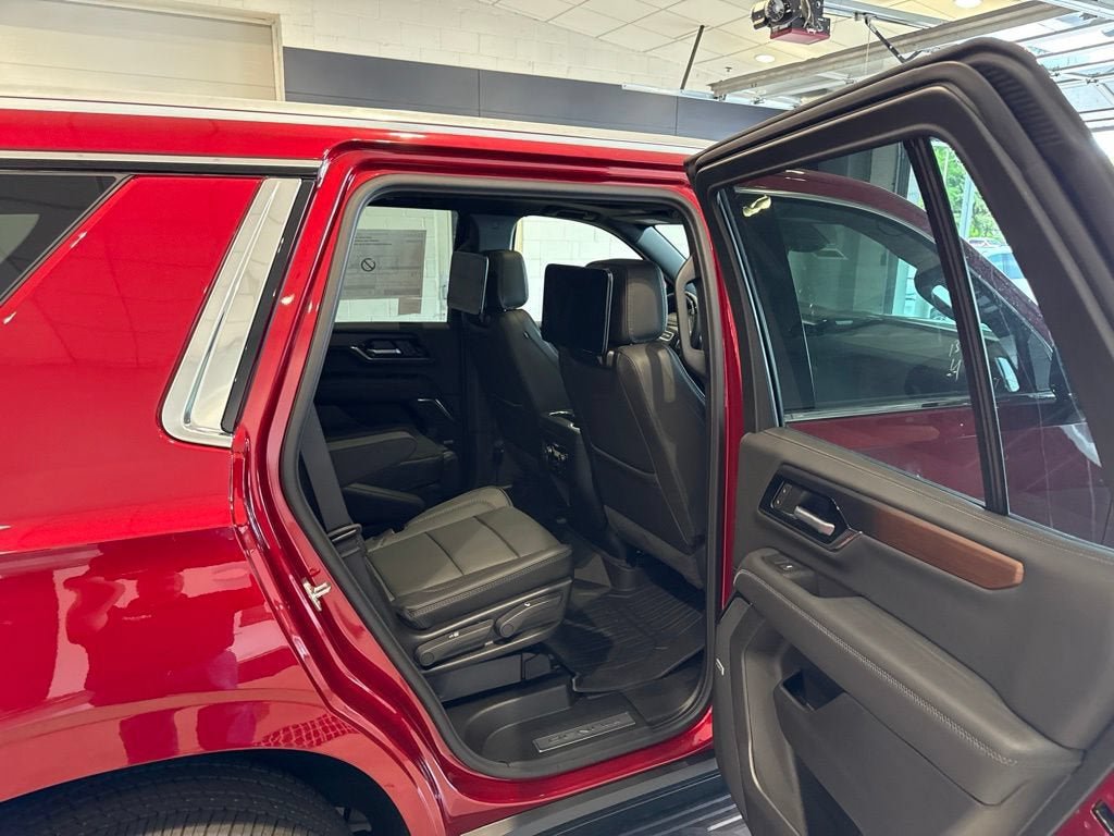 New 2026 GMC Yukon Denali w/ Advanced Technology Package AWD/4WD image 15