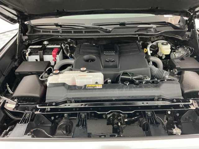 Used 2024 Toyota Tundra Limited image 32