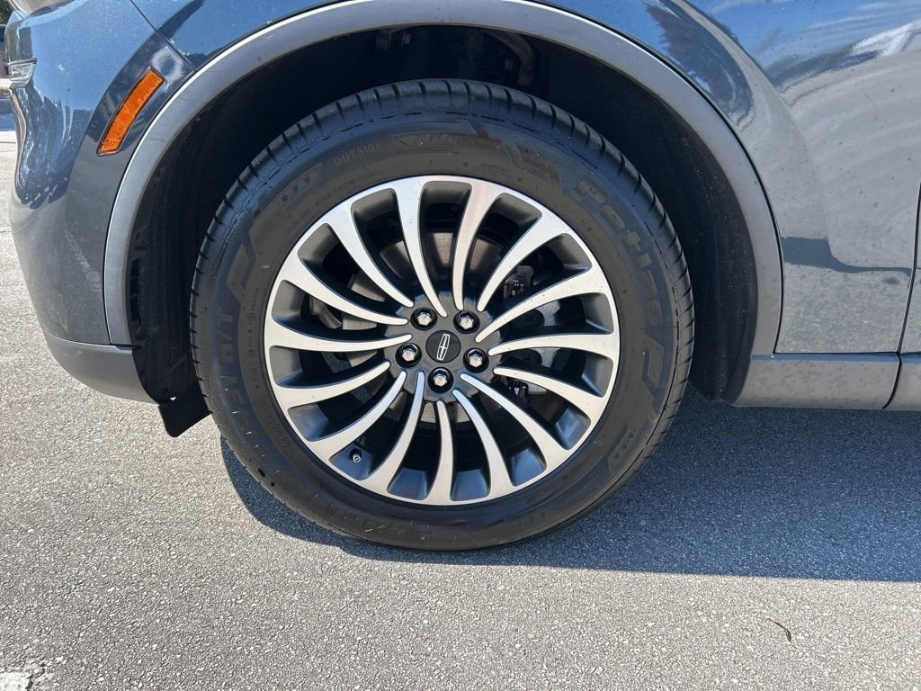 Used 2022 Lincoln Aviator Reserve w/ Elements Package Plus image 52