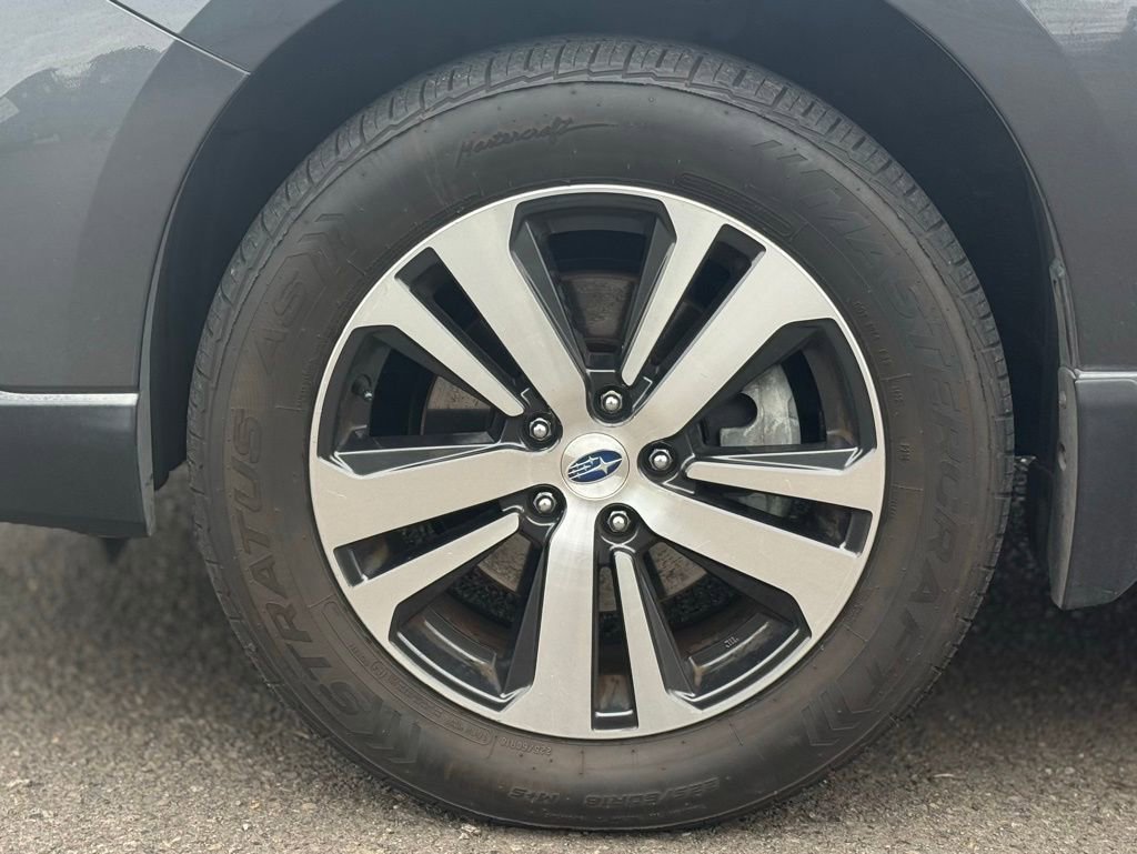 Used 2018 Subaru Outback 2.5i Limited image 9