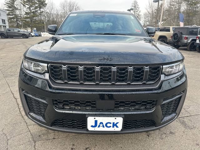 New 2026 Jeep Grand Cherokee Altitude AWD/4WD image 8