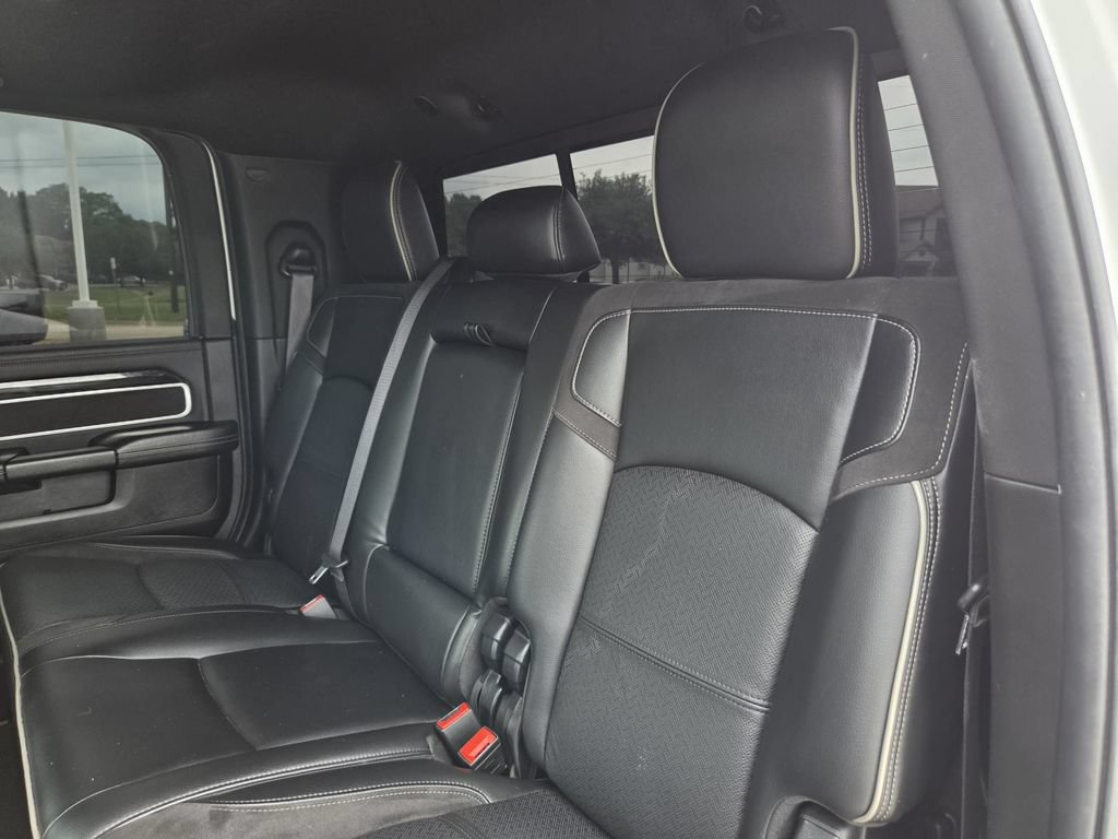 Used 2020 RAM 2500 Laramie w/ Night Edition AWD/4WD image 34