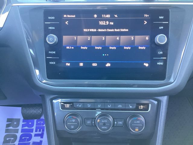 Used 2020 Volkswagen Tiguan SEL AWD/4WD image 11
