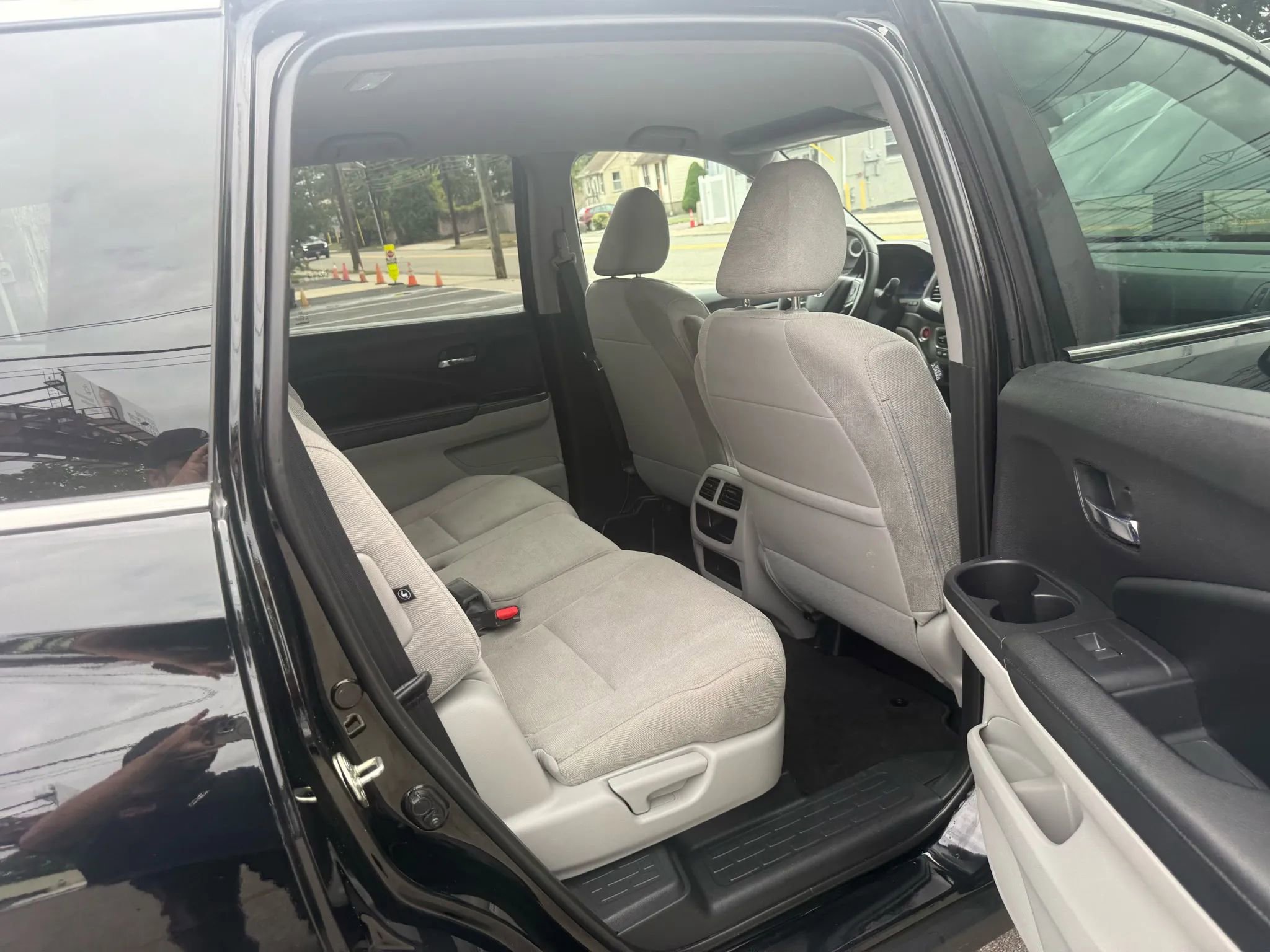 Used 2019 Honda Pilot LX image 14