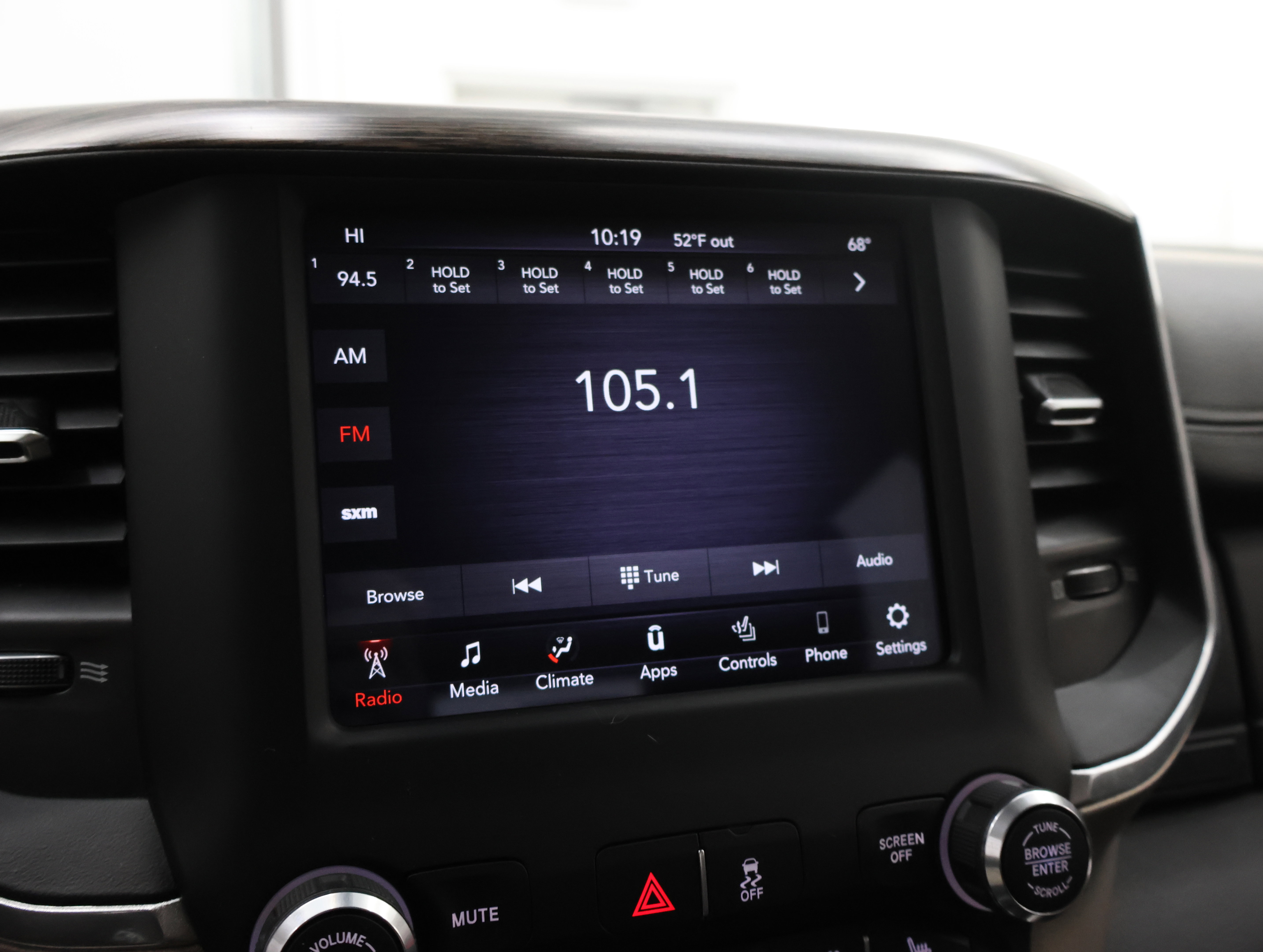 Used 2020 RAM 2500 Laramie AWD/4WD image 11