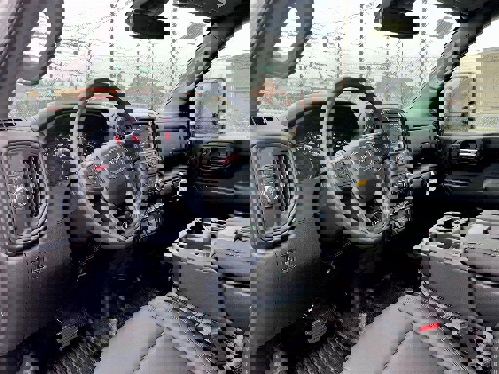 New 2025 GMC Sierra 2500 Pro w/ Convenience Package image 10