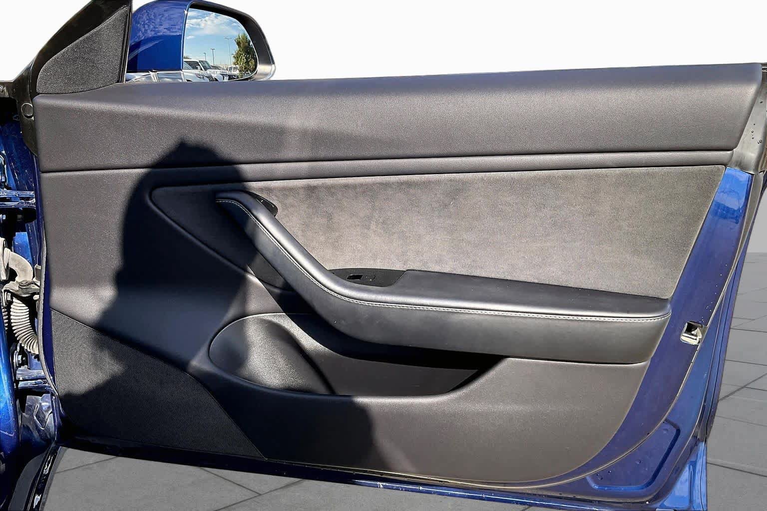 Used 2019 Tesla Model 3 Standard Range RWD image 19