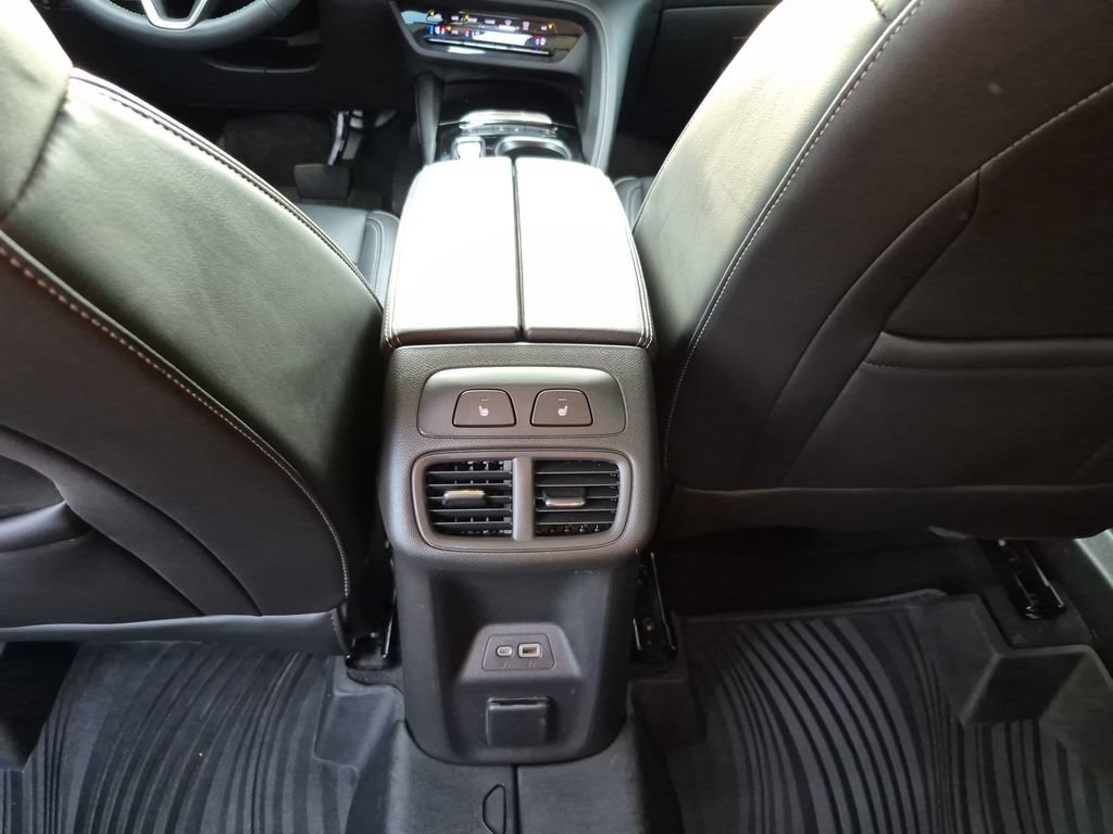 Used 2021 Buick Envision Avenir FWD image 32