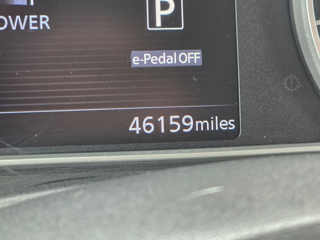 Used 2018 Nissan Leaf SV w/ Protection Package FWD image 30