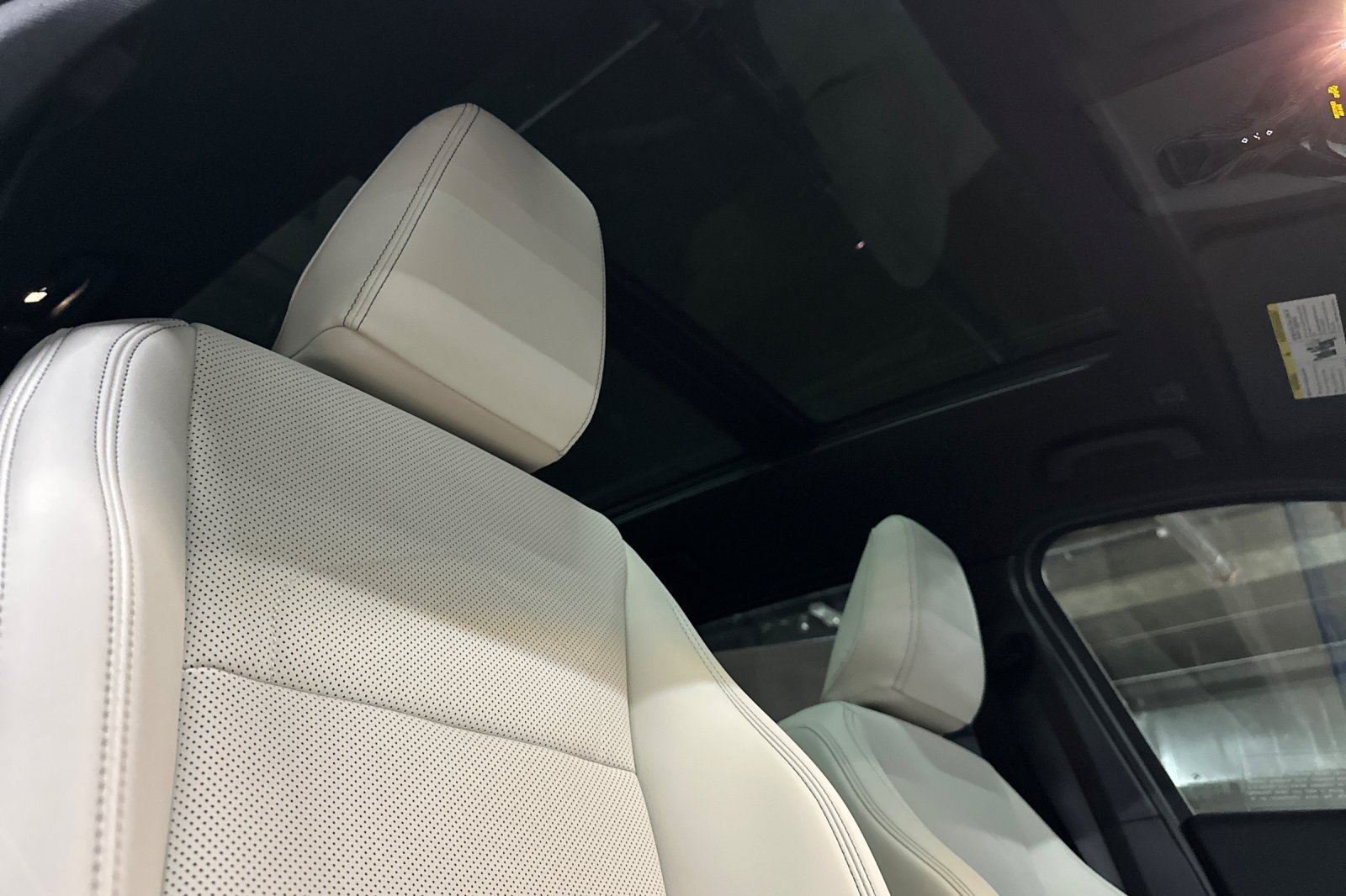 New 2027 BMW X1 xDrive28i w/ Technology Package AWD/4WD image 16