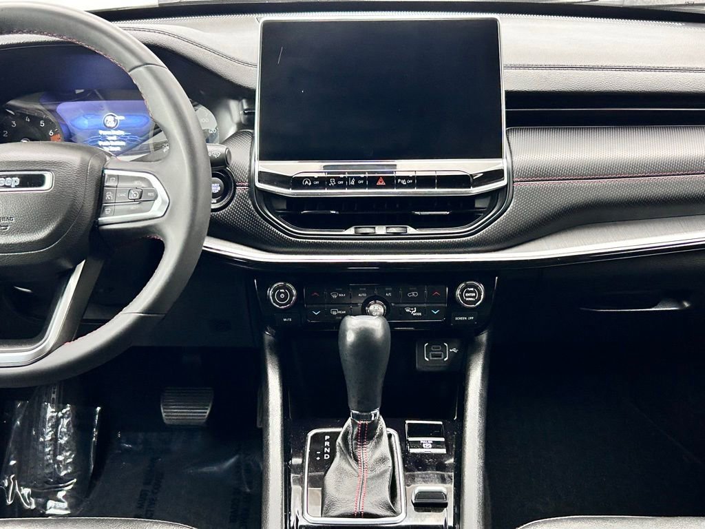 Used 2023 Jeep Compass Trailhawk image 27