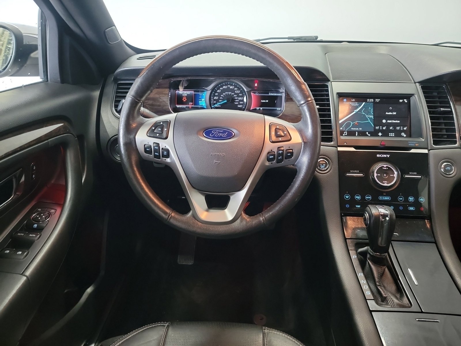 Used 2017 Ford Taurus Limited FWD image 16