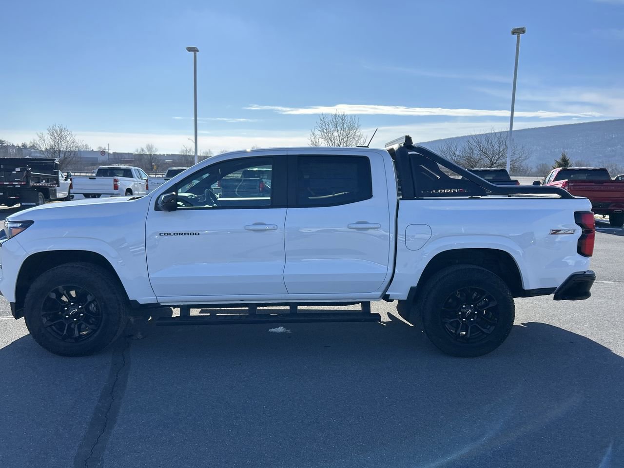 New 2025 Chevrolet Colorado Z71 w/ Midnight Edition image 4