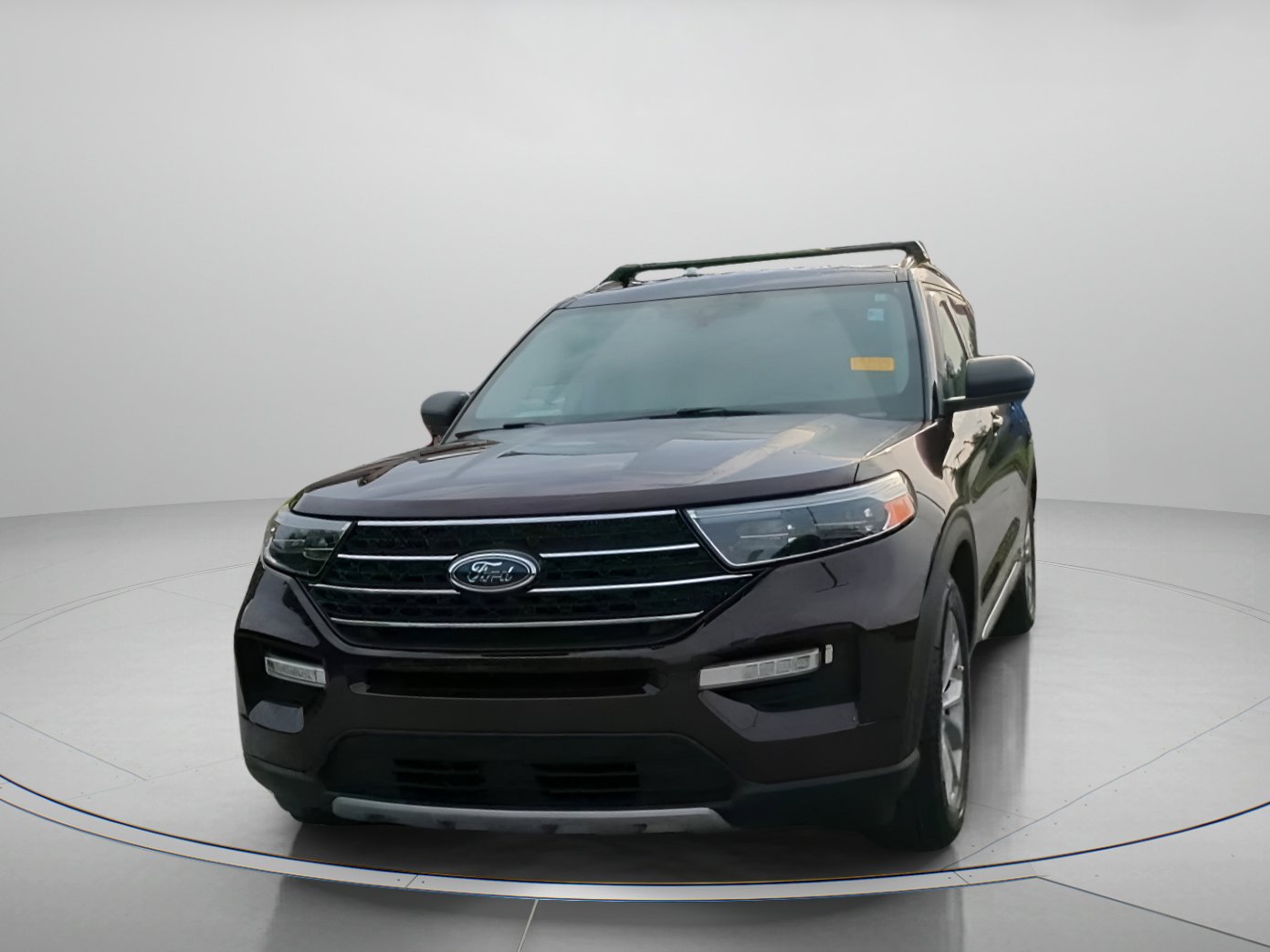 Certified 2022 Ford Explorer XLT w/ Equipment Group 202A RWD image 10