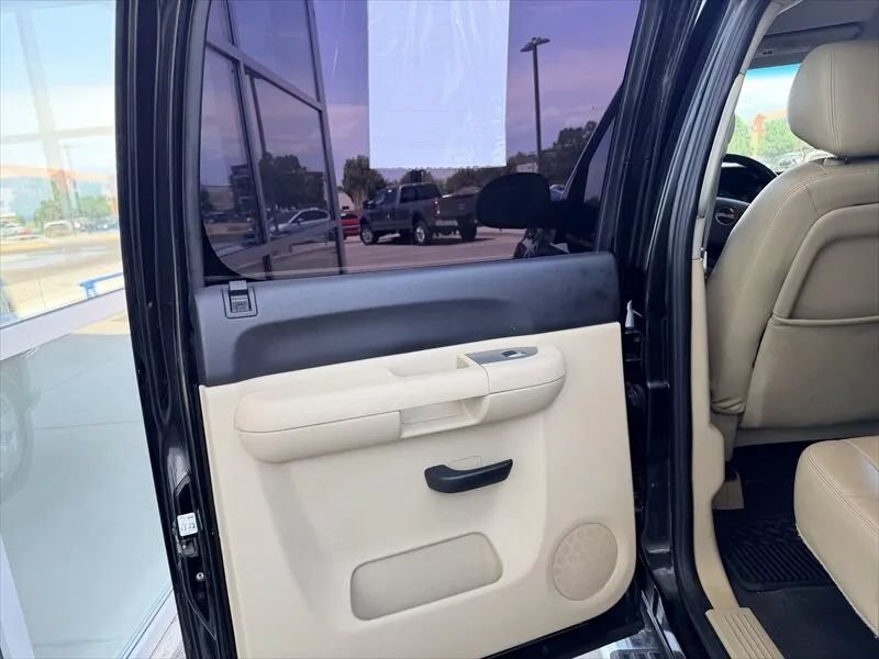 Used 2011 GMC Sierra 1500 SLE w/ Power Tech Package AWD/4WD image 17