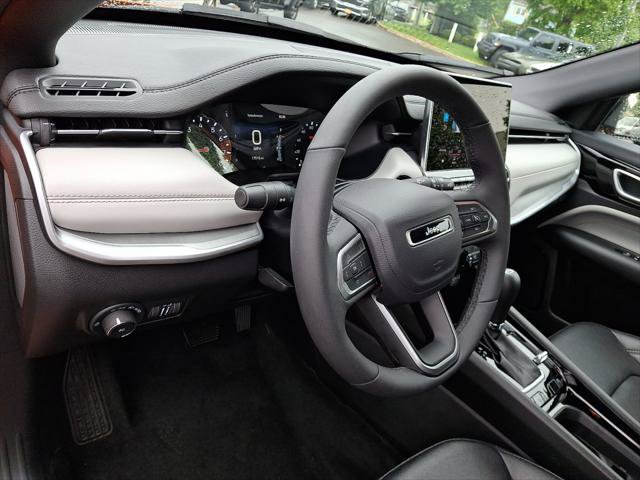 Certified 2026 Jeep Compass Limited AWD/4WD image 25