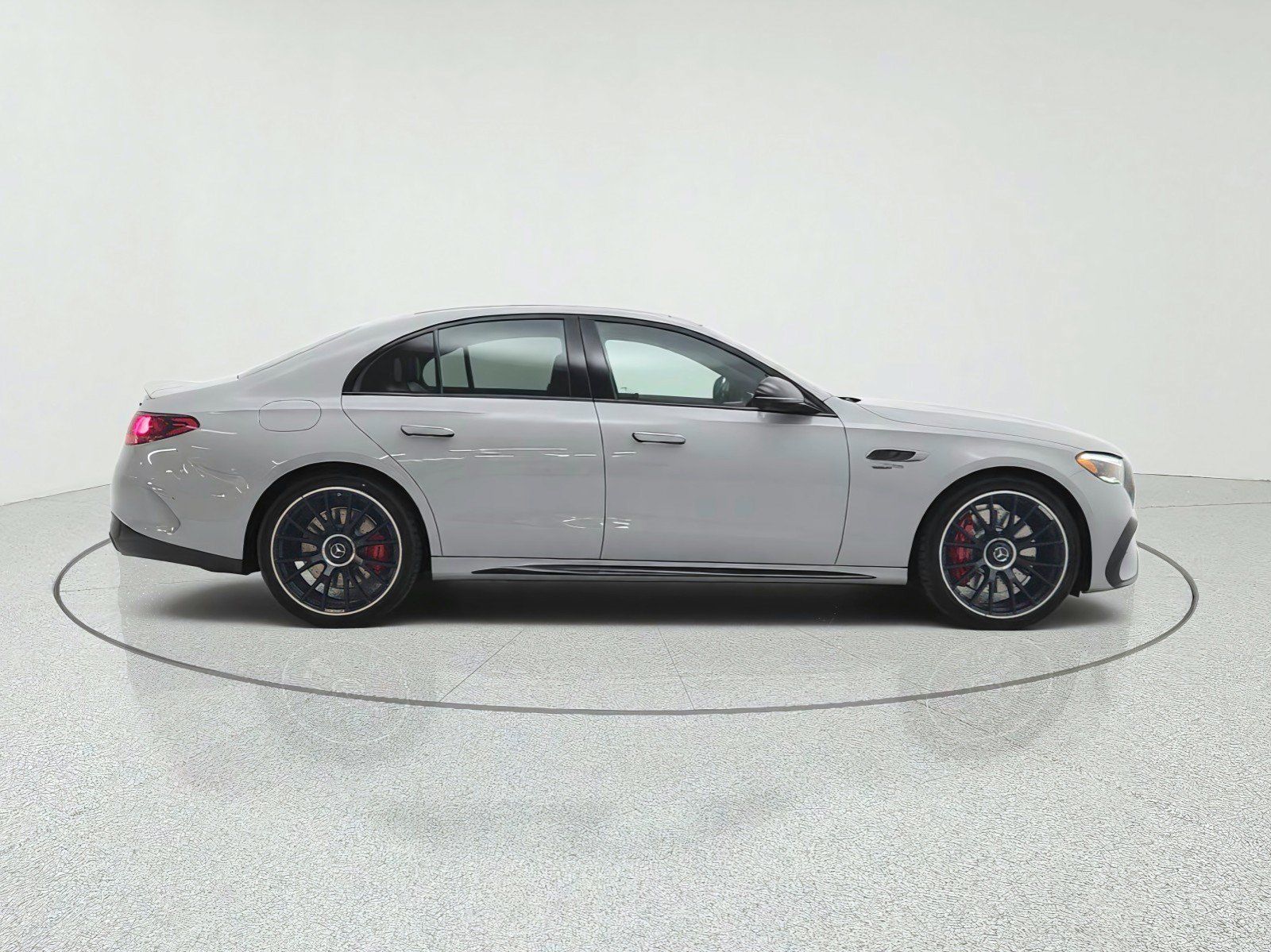 New 2027 Mercedes-Benz E 53 AMG e 4MATIC Sedan image 4