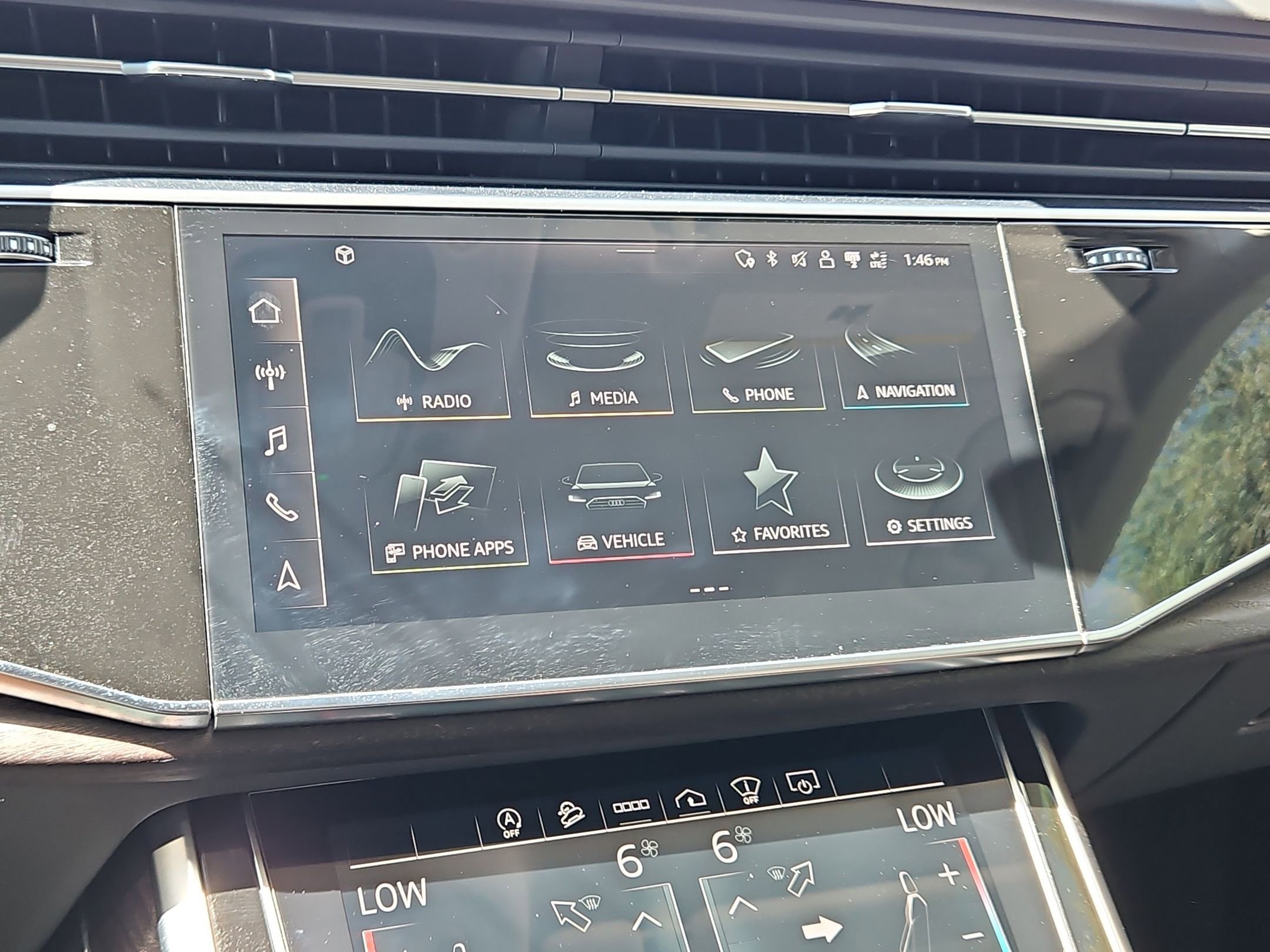 Used 2021 Audi Q8 Prestige w/ Prestige Package AWD/4WD image 18
