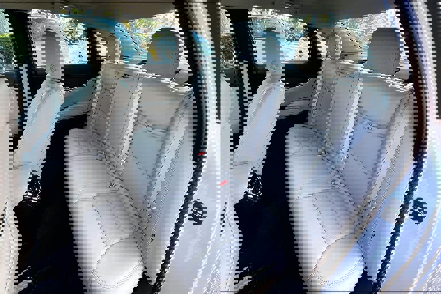 Used 2019 Cadillac XTS image 21