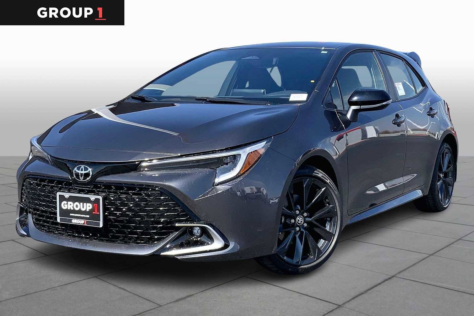 Used 2026 Toyota Corolla XSE FWD image 1