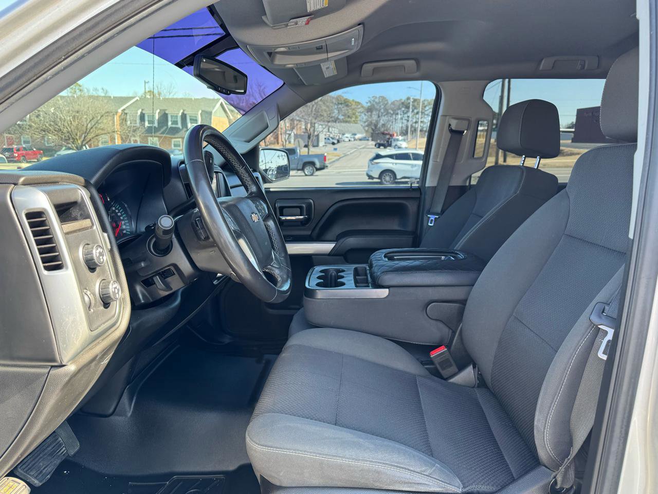 Used 2018 Chevrolet Silverado 1500 LT w/ All Star Edition image 16