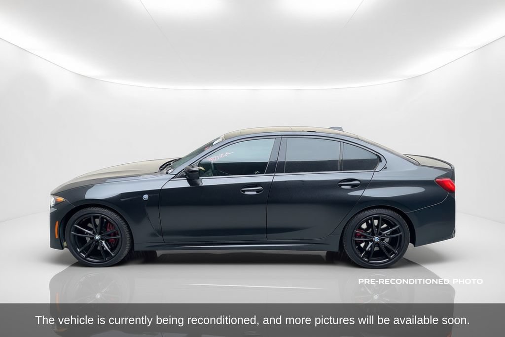 Used 2024 BMW 330i Sedan w/ M Sport Package RWD image 9