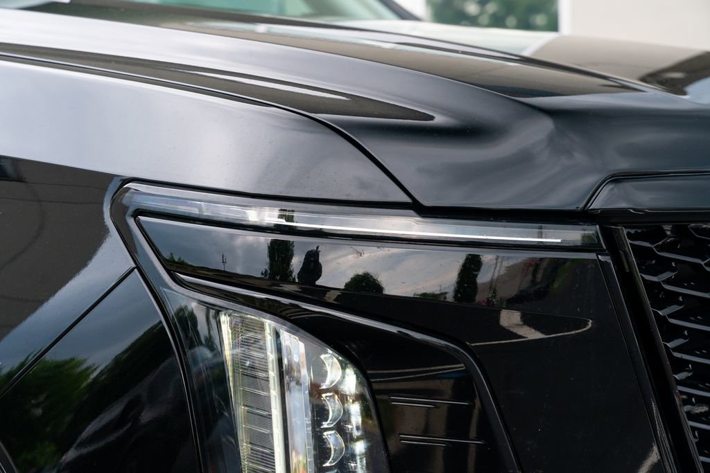 Used 2025 Cadillac Escalade Sport Platinum AWD/4WD image 9