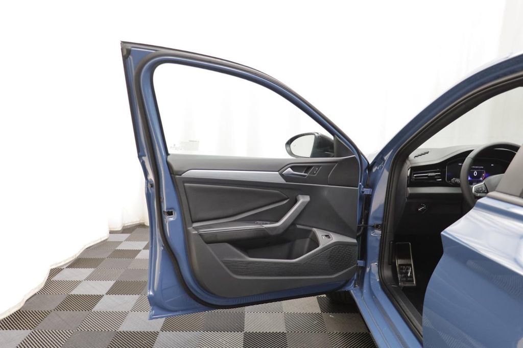 New 2026 Volkswagen Jetta Sport image 5