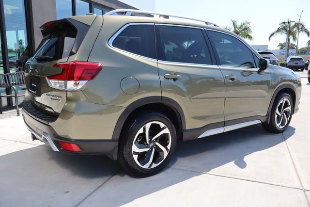 Used 2022 Subaru Forester Touring AWD/4WD image 3