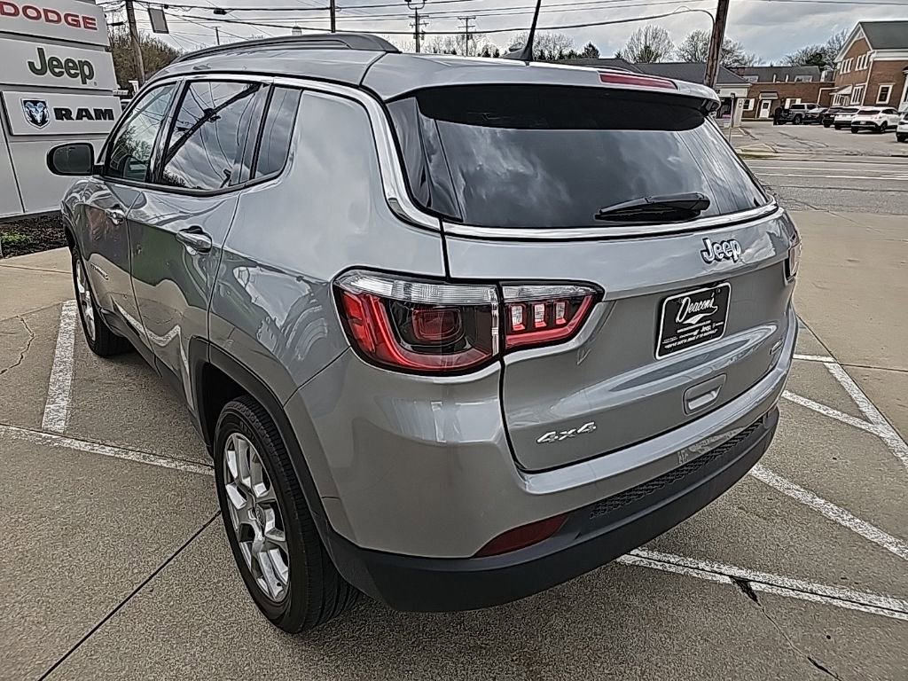 Certified 2022 Jeep Compass Latitude AWD/4WD image 9