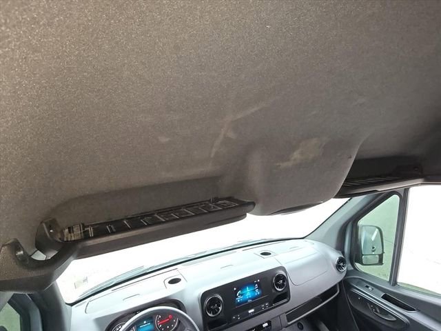 Used 2023 Mercedes-Benz Sprinter 2500 image 24