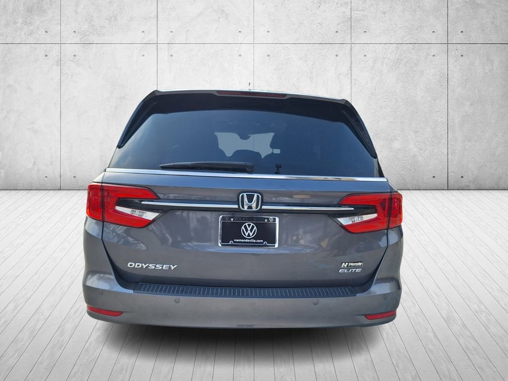 Used 2023 Honda Odyssey Elite image 4