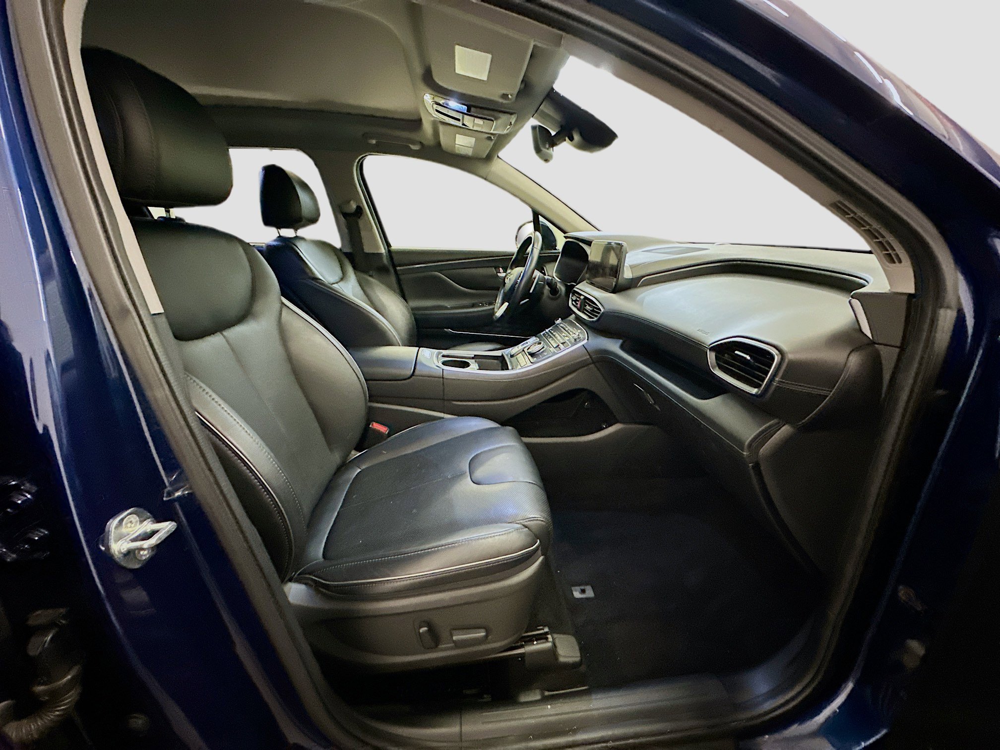Used 2022 Hyundai Santa Fe SEL w/ Convenience + Premium Package image 34