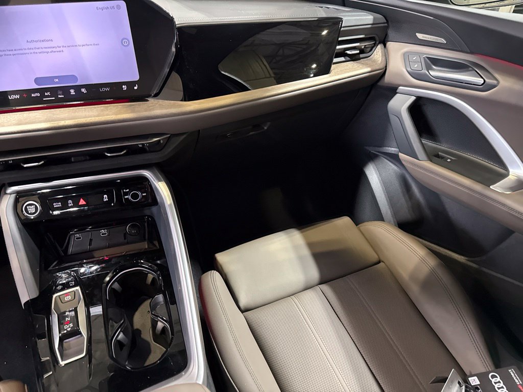 New 2026 Audi Q5 Premium Plus AWD/4WD image 25