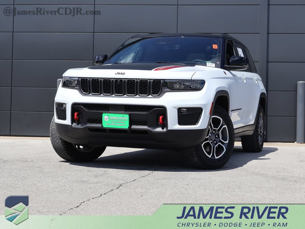Used 2022 Jeep Grand Cherokee Trailhawk AWD/4WD image 1