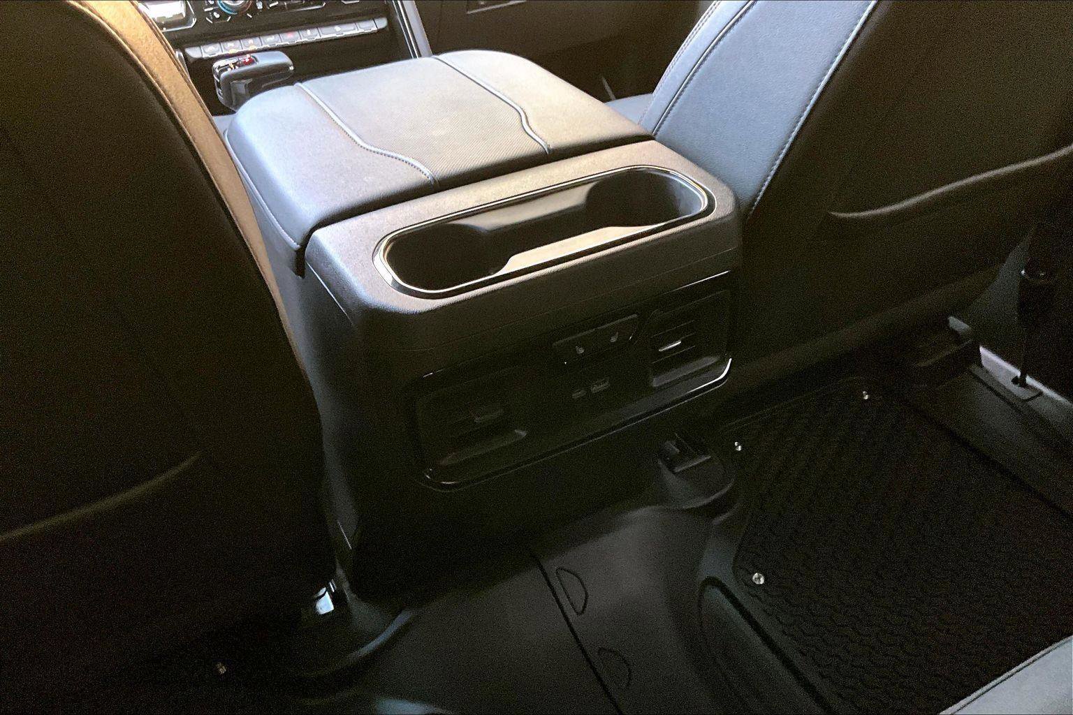 Used 2025 GMC Sierra 1500 AT4 w/ AT4 Premium Package image 35