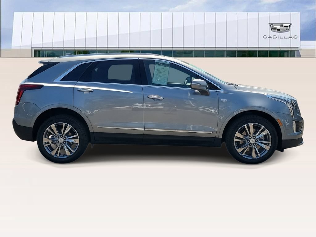 Certified 2024 Cadillac XT5 Premium Luxury FWD image 9